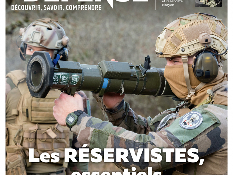 Esprit Défense, dossier spécial "Réserves" : les réservistes, essentiels aux armées.