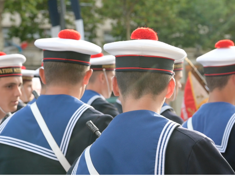 Photo - La Marine nationale met ses réservistes à l'honneur lors du 14 juillet 